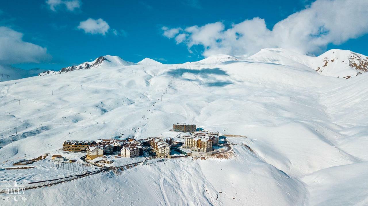 Skytop Studios Gudauri Exterior foto